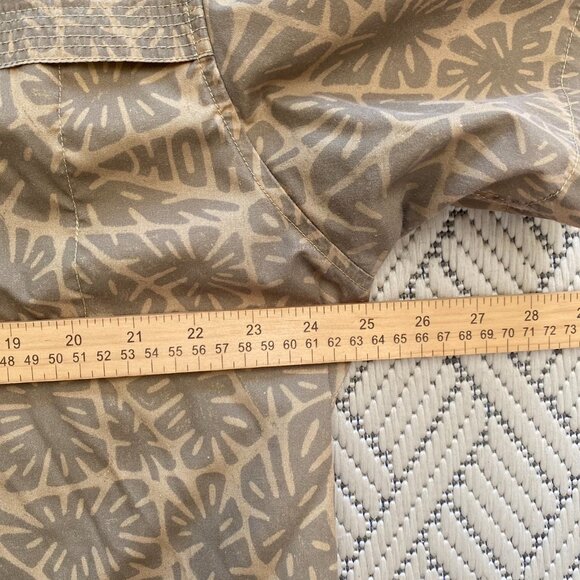 Howler Brothers Tidepool Tech Shirt XL Green Button Up Tropical Fishing Outdoor - Picture 10 of 11